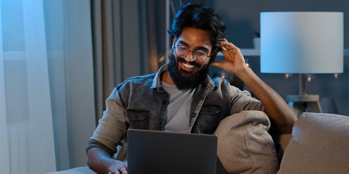 arabic smiling happy bearded-man with notebook